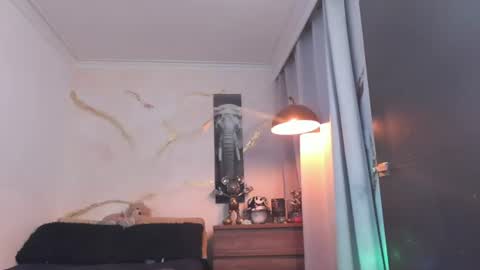 yulian 2811 online show from July 11, 4:37 am