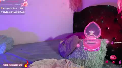 JULIET VIBE online show from August 7, 1:07 am