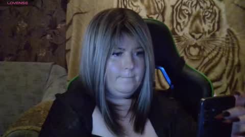 yuliiared online show from December 5, 7:21 pm