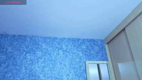 Snapshot of yulissa_girls chatting on September 21, 4:30 pm yulissa_girls online show from September 21, 4:30 pm