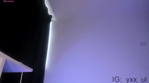 yulxx online show from April 7, 3:34 pm