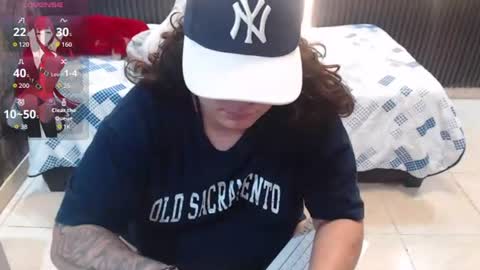 Snapshot of yumandsay chatting on July 12, 12:51 pm Snowflake online show from July 12, 12:51 pm