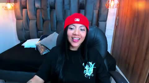 yumeko_michael online show from June 13, 8:51 pm