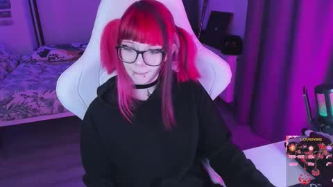 Snapshot of yumi_youkai chatting on October 16, 9:49 pm Yumi 3 online show from October 16, 9:49 pm