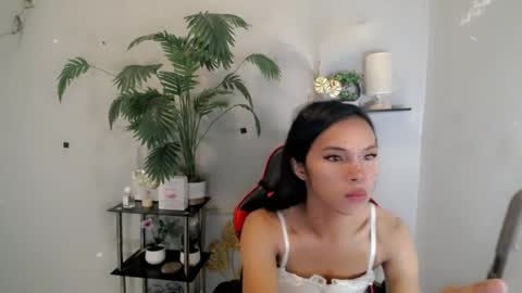 Snapshot of yumiexx chatting on July 7, 5:10 am CALL ME YUMLEXX online show from July 7, 5:10 am