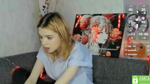 Snapshot of yumiko_uwu chatting on December 4, 11:19 am Yumeko online show from December 4, 11:19 am