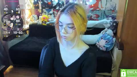 Snapshot of yumiko_uwu chatting on March 2, 9:21 am Yumeko online show from March 2, 9:21 am