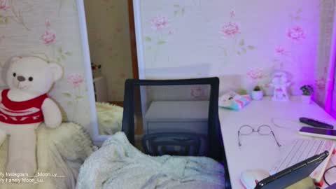 Polly online show from October 12, 12:26 pm