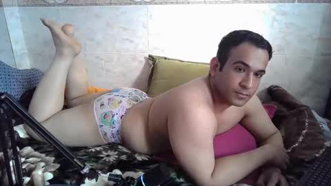 yummerboy online show from February 27, 4:56 am