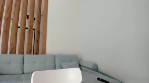 Yumi online show from October 28, 9:57 am