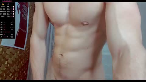 Snapshot of yummmy_dick_ chatting on June 10, 6:29 pm STUD online show from June 10, 6:29 pm