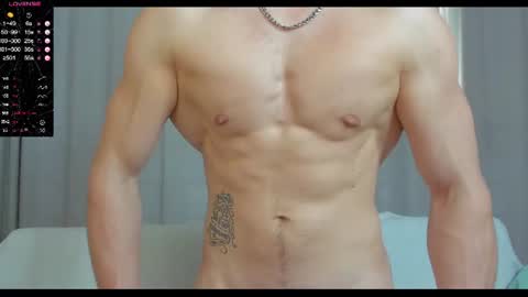 Snapshot of yummmy_dick_ chatting on June 11, 12:03 pm STUD online show from June 11, 12:03 pm