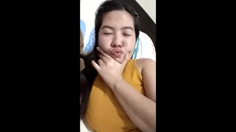 yummy72747 online show from February 10, 4:11 pm