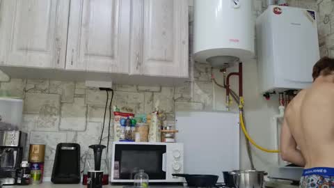 Snapshot of yummyalexxx chatting on November 19, 2:39 pm Alex online show from November 19, 2:39 pm