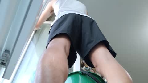 Snapshot of yummyalexxx chatting on November 28, 1:25 pm Alex online show from November 28, 1:25 pm