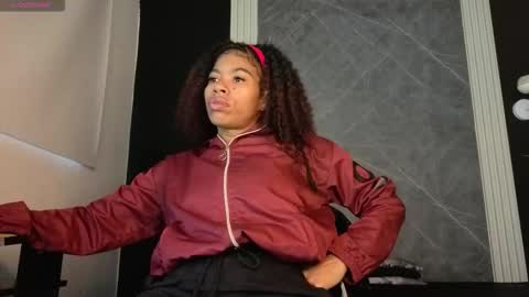 Yummyduo online show from November 18, 11:58 am