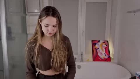 Emily online show from February 22, 4:05 pm