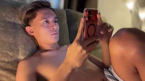 Justine online show from January 19, 4:05 am