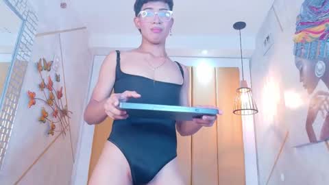 yumyumgb online show from October 3, 6:16 pm