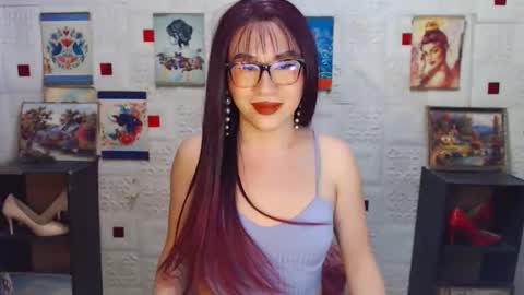 HOT CHLOE 3 online show from February 14, 4:09 am