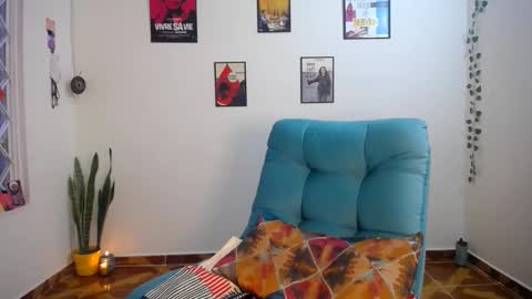 zara online show from October 20, 10:43 pm