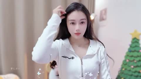 Snapshot of yuner0715 chatting on December 16, 2:11 pm YunEr online show from December 16, 2:11 pm