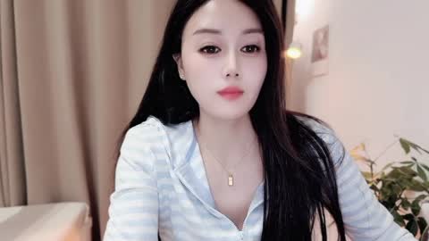 Snapshot of yuner0715 chatting on April 22, 12:39 pm YunEr online show from April 22, 12:39 pm
