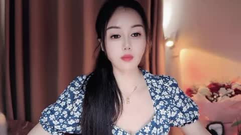 Snapshot of yuner0715 chatting on April 28, 2:49 am YunEr online show from April 28, 2:49 am