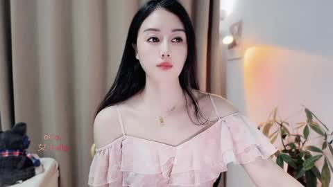 Snapshot of yuner0715 chatting on May 5, 3:53 pm YunEr online show from May 5, 3:53 pm