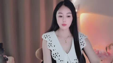Snapshot of yuner0715 chatting on May 6, 3:57 am YunEr online show from May 6, 3:57 am