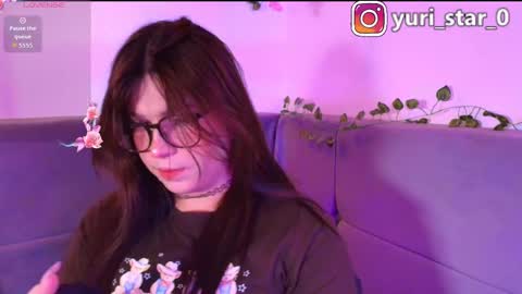 Snapshot of yuri_stars chatting on November 16, 1:22 am Yuri Stars online show from November 16, 1:22 am