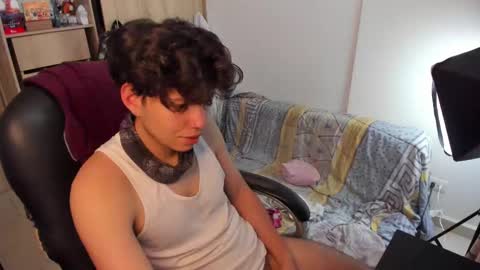 yurii_moody online show from October 22, 6:18 pm