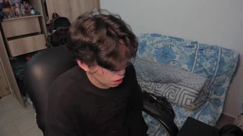 yurii_moody online show from November 29, 5:49 pm