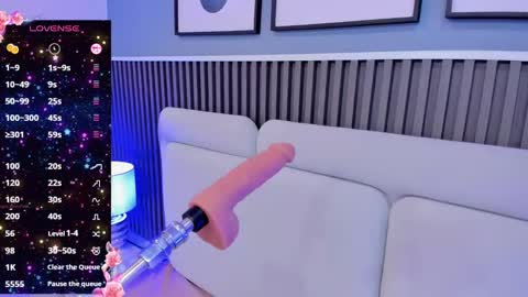 Yuyis  online show from December 12, 6:57 am