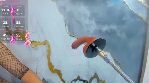 Yuyis  online show from September 24, 7:28 pm