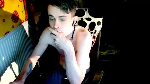   online show from December 6, 12:02 am