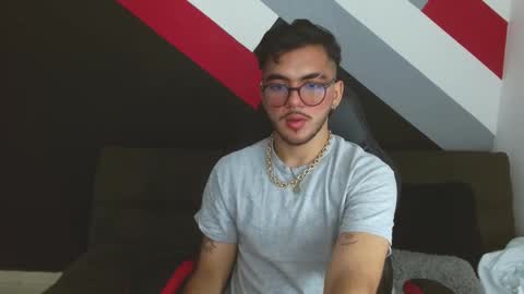 Zack  online show from November 24, 11:37 pm