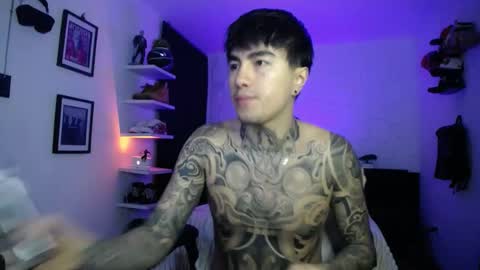 zac_muller1 online show from March 27, 11:10 am