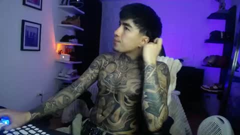 Snapshot of zac_muller1 chatting on July 7, 7:23 am zac_muller1 online show from July 7, 7:23 am