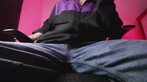 Zac Freelance model online show from October 26, 4:18 am