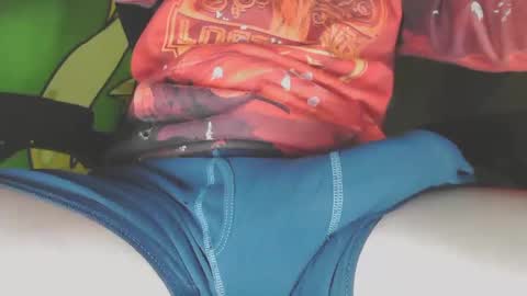 zach52590 online show from December 18, 3:55 pm