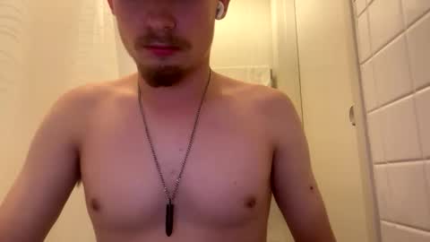 zachmcw25 online show from November 4, 5:17 am