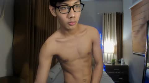 Snapshot of zack212003 chatting on September 24, 10:46 pm zack212003 online show from September 24, 10:46 pm