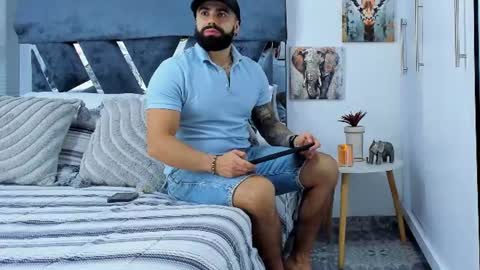 Snapshot of zack_froone chatting on July 16, 1:06 pm Richard online show from July 16, 1:06 pm