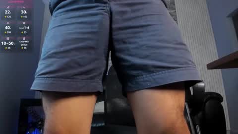 zack_joness10 online show from January 9, 3:53 am