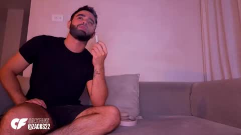 zack_sullivan22 online show from April 13, 3:12 am