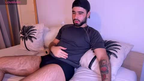 zack_sullivan22 online show from July 18, 3:00 am