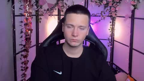 Zack online show from April 14, 5:13 am