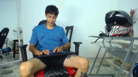 zack online show from January 16, 8:03 pm