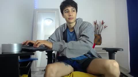 zack online show from February 6, 8:13 pm